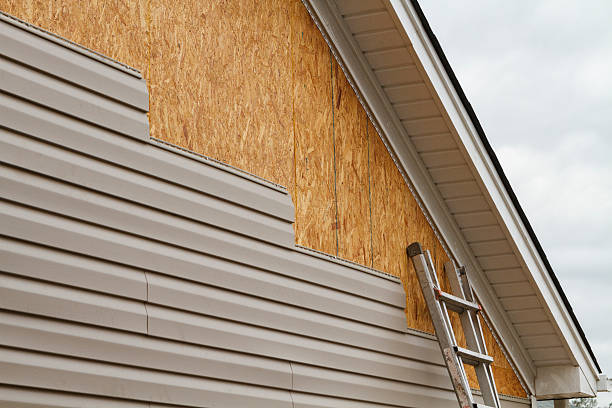 24/7 Emergency Storm Damage Siding Repair experts in Wayne, PA